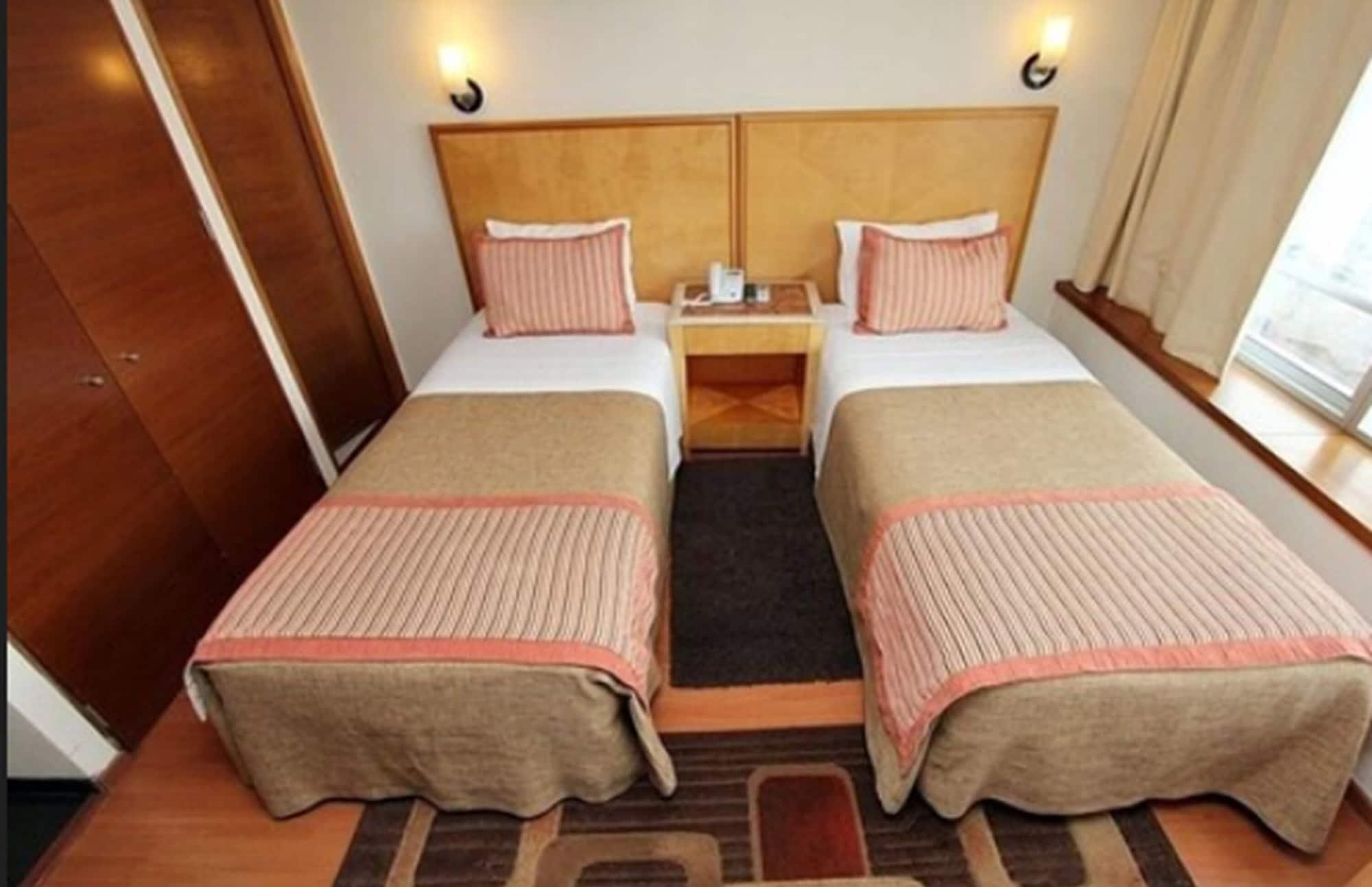 Rq Santiago Aparthotel Eksteriør bilde